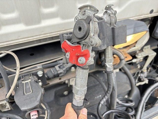 Isuzu GIGA 2018-03 7710329-11