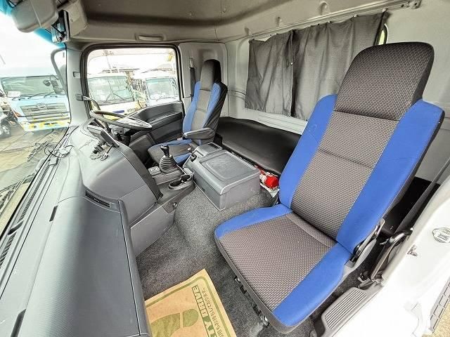 Isuzu GIGA 2018-03 7710329-18