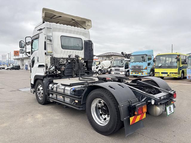 Isuzu GIGA 2018-03 7710329-5