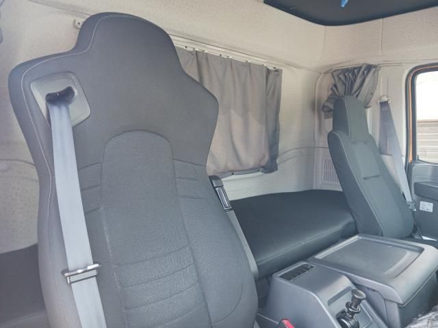 Isuzu GIGA 2021-11 7710327-23