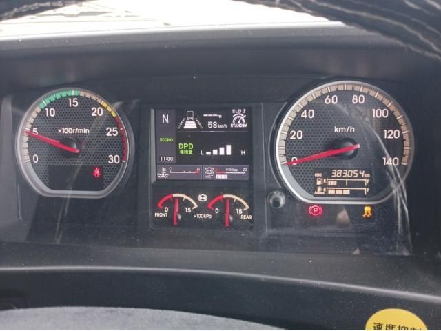 Isuzu GIGA 2021-11 7710327-27