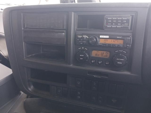 Isuzu GIGA 2021-11 7710327-28
