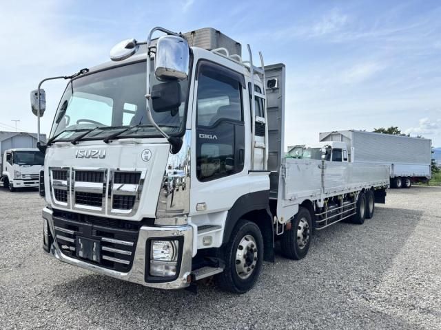 Isuzu GIGA 2016-01 7710330-0