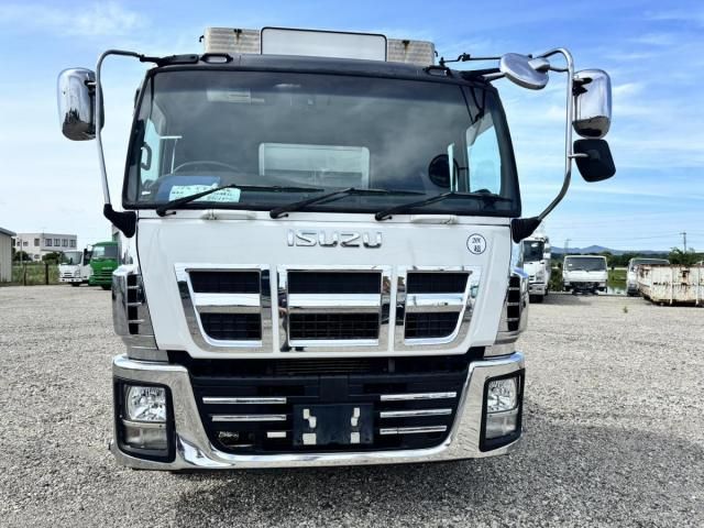 Isuzu GIGA 2016-01 7710330-1
