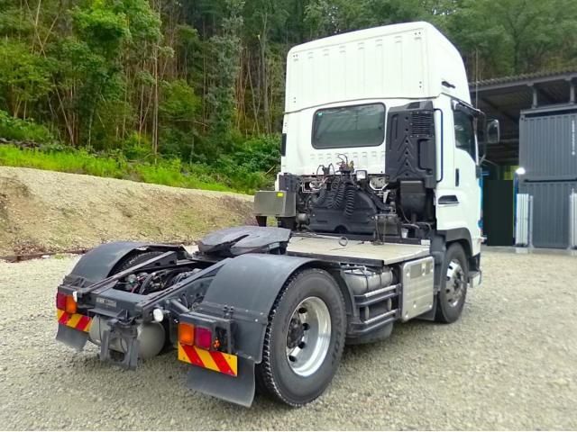 Isuzu GIGA 2021-11 7737875-3