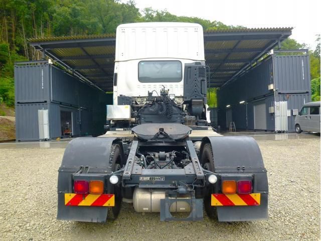 Isuzu GIGA 2021-11 7737875-4