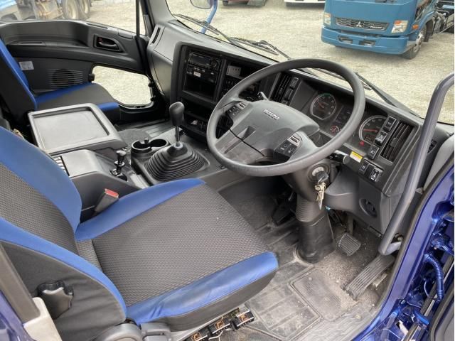 Isuzu GIGA 2016-03 7737876-23