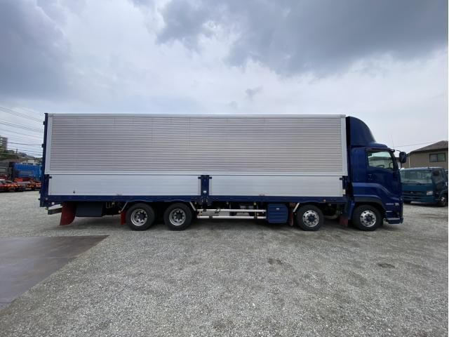 Isuzu GIGA 2016-03 7737876-7