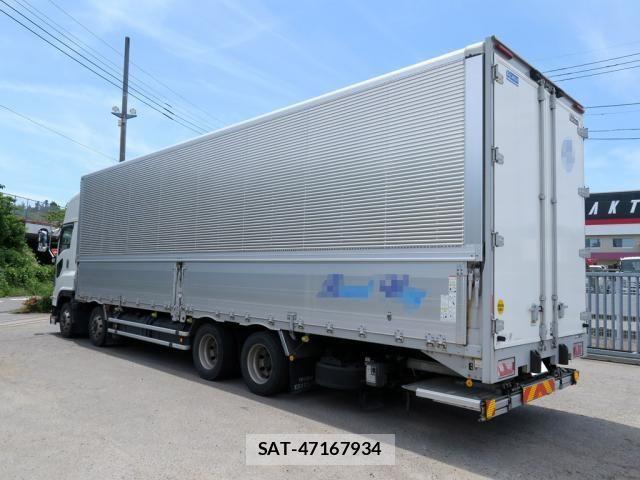 Isuzu GIGA 2021-01 7785210-2