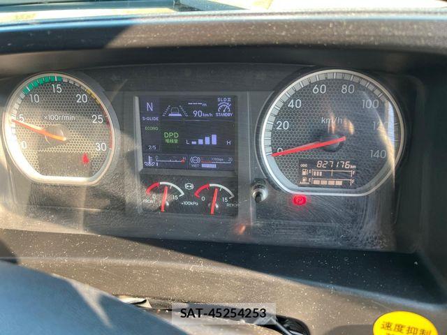 Isuzu GIGA 2016-03 7785208-9