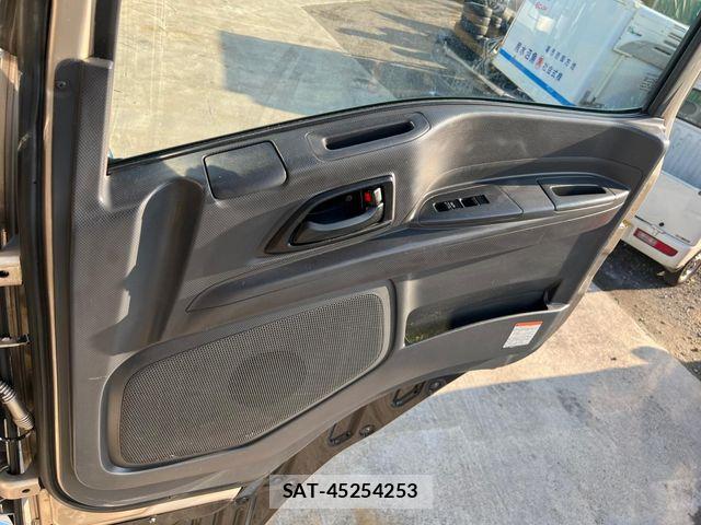 Isuzu GIGA 2016-03 7785208-11