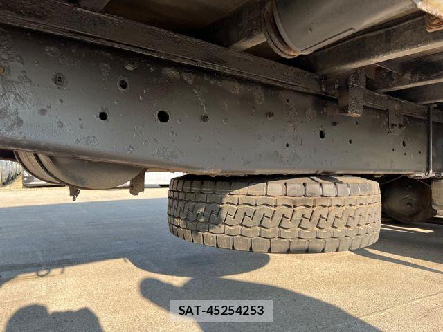 Isuzu GIGA 2016-03 7785208-17