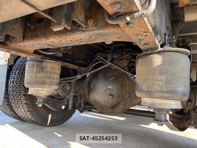 Isuzu GIGA 2016-03 7785208-23