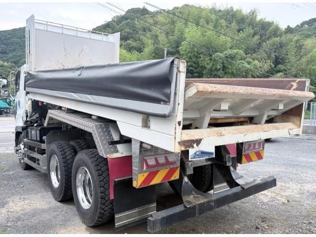 Isuzu GIGA 2020-10 7864717-1