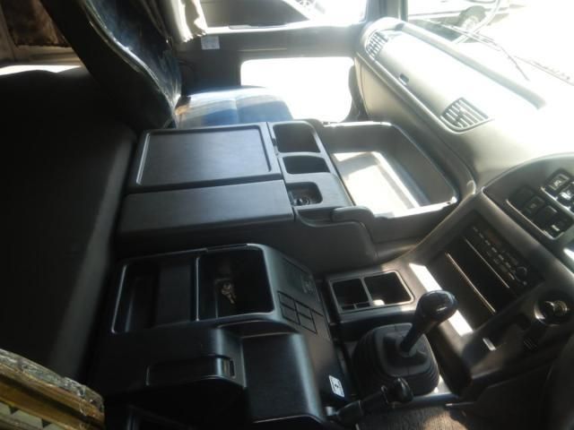 Isuzu GIGA 2014-05 7864720-18