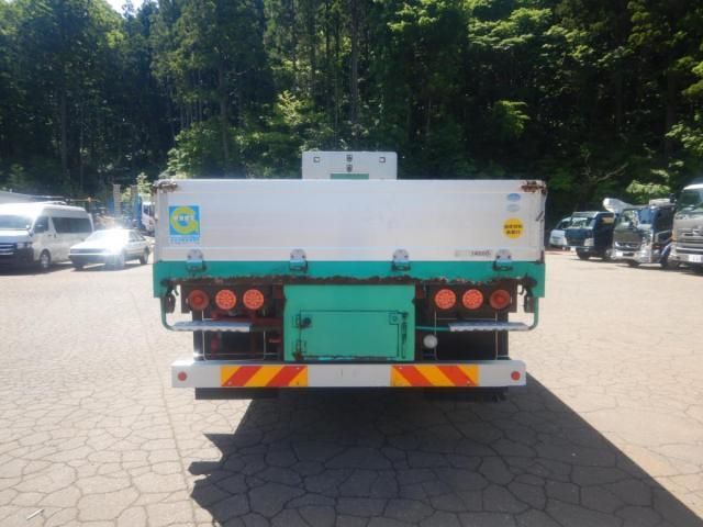 Isuzu GIGA 2014-05 7864720-5