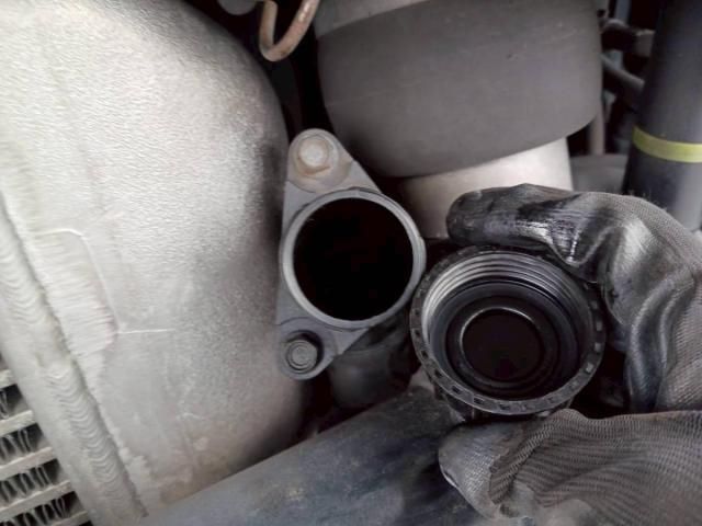 Isuzu GIGA 2017-02 7864721-16