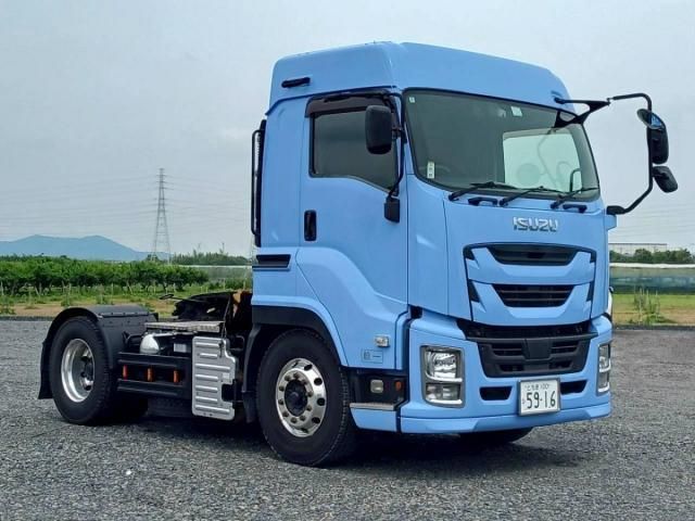 Isuzu GIGA 2017-02 7864721-1