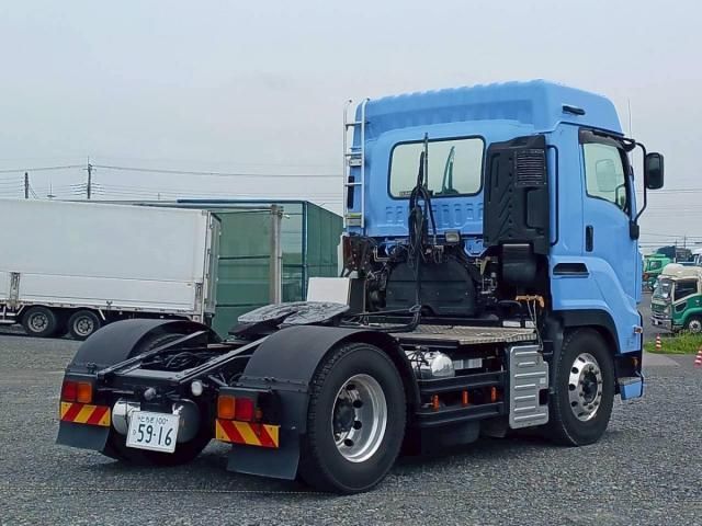 Isuzu GIGA 2017-02 7864721-4
