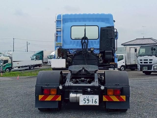 Isuzu GIGA 2017-02 7864721-5