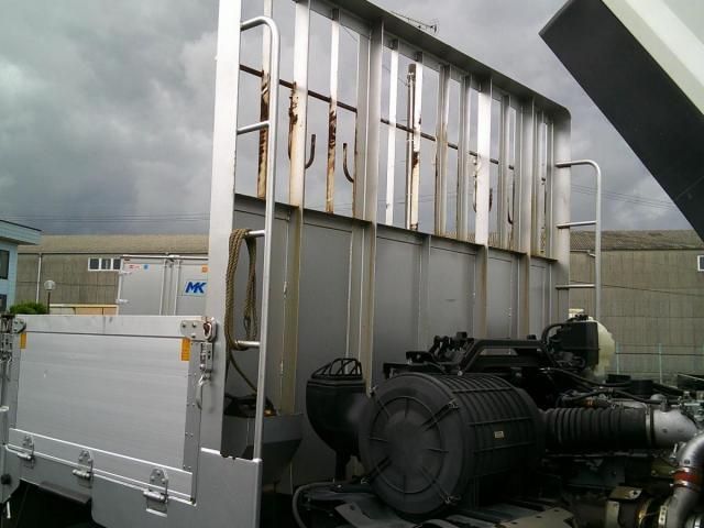 Isuzu GIGA 2022-02 7864716-28