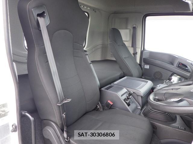 Isuzu GIGA 2021-12 7902660-17