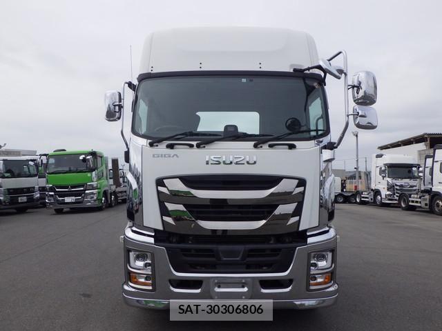 Isuzu GIGA 2021-12 7902660-4