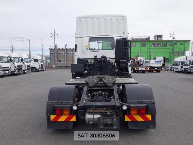 Isuzu GIGA 2021-12 7902660-5