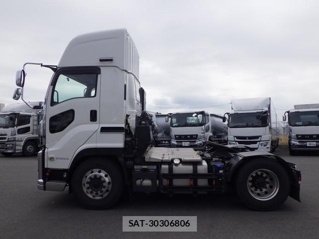Isuzu GIGA 2021-12 7902660-6