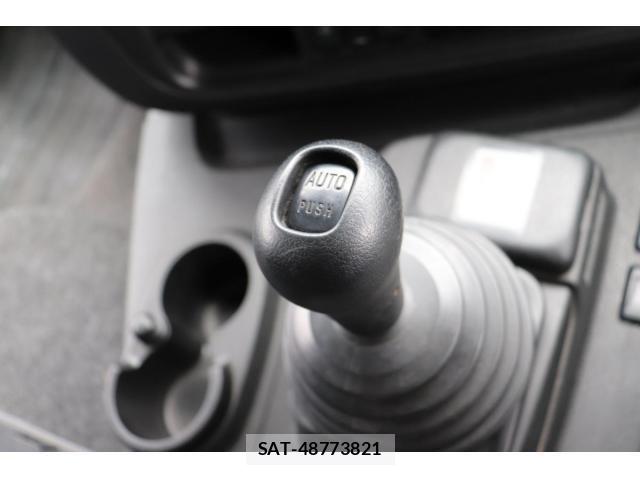 Isuzu GIGA 2018-03 7902656-17