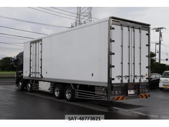 Isuzu GIGA 2018-03 7902656-3