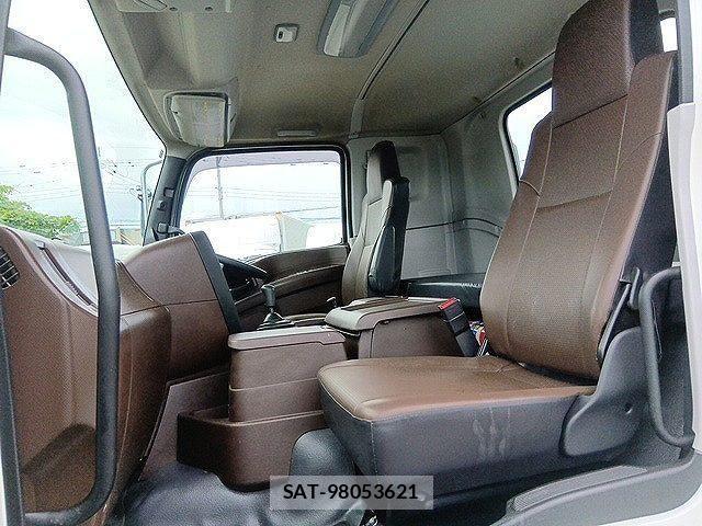 Isuzu GIGA 2024-10 7902657-15