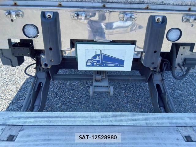 Isuzu GIGA 2016-03 7961847-23