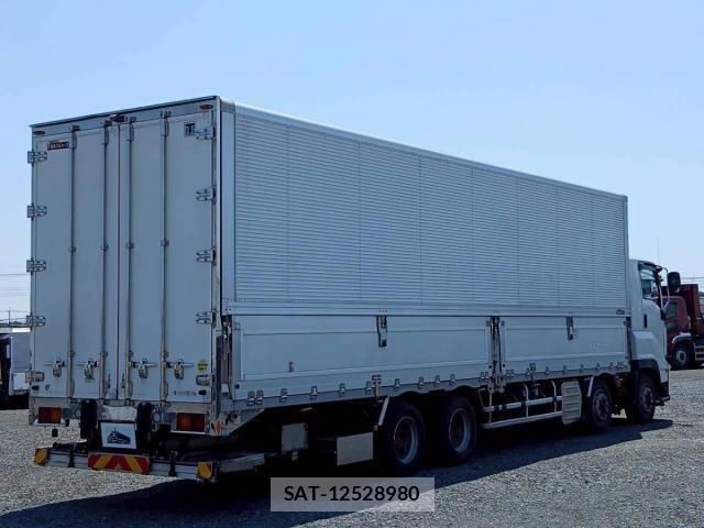 Isuzu GIGA 2016-03 7961847-5