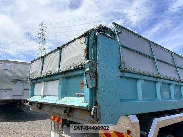 Isuzu GIGA 2014-10 7961851-14