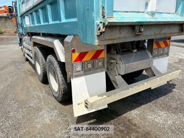 Isuzu GIGA 2014-10 7961851-16