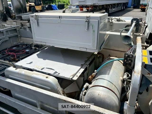 Isuzu GIGA 2014-10 7961851-29