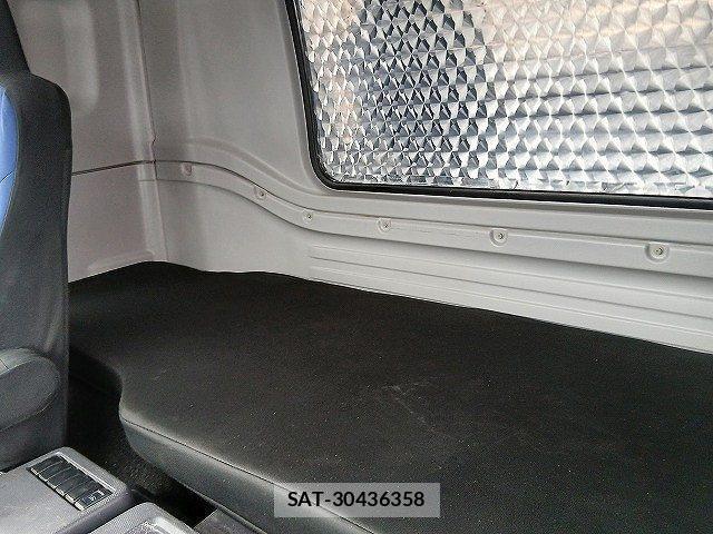 Isuzu GIGA 2021-04 7961837-13