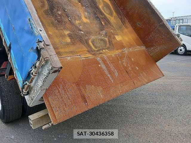 Isuzu GIGA 2021-04 7961837-7