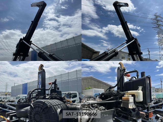 Isuzu GIGA 2015-03 7961844-15