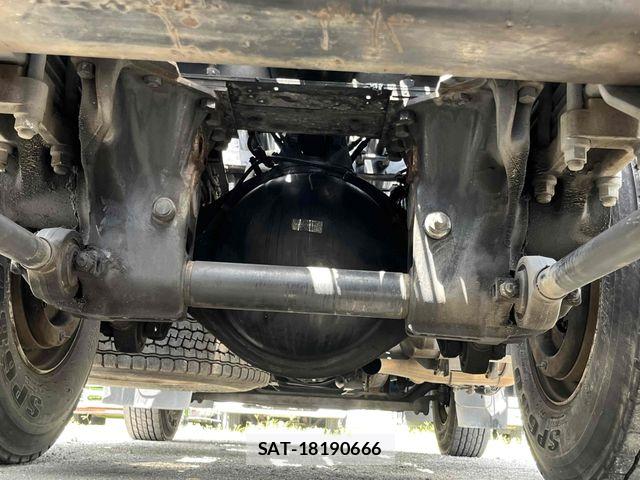 Isuzu GIGA 2015-03 7961844-26