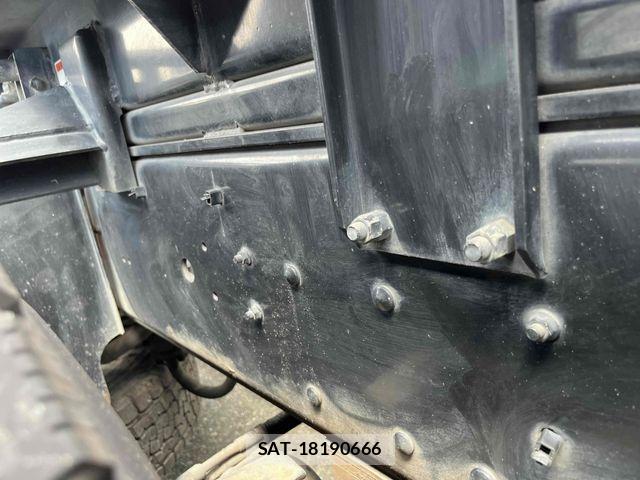 Isuzu GIGA 2015-03 7961844-27