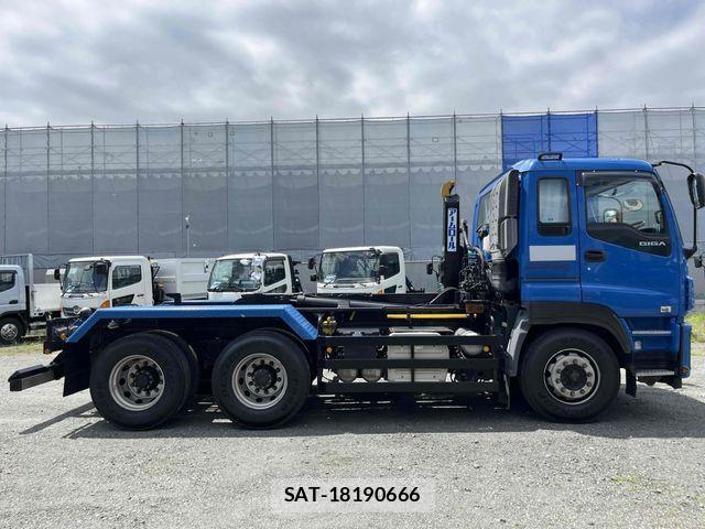 Isuzu GIGA 2015-03 7961844-2