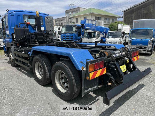 Isuzu GIGA 2015-03 7961844-3