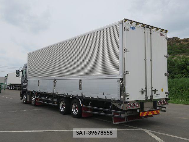 Isuzu GIGA 2018-07 7979325-3