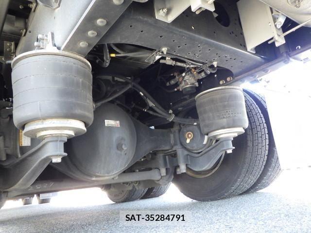 Isuzu GIGA 2024-04 7979335-21