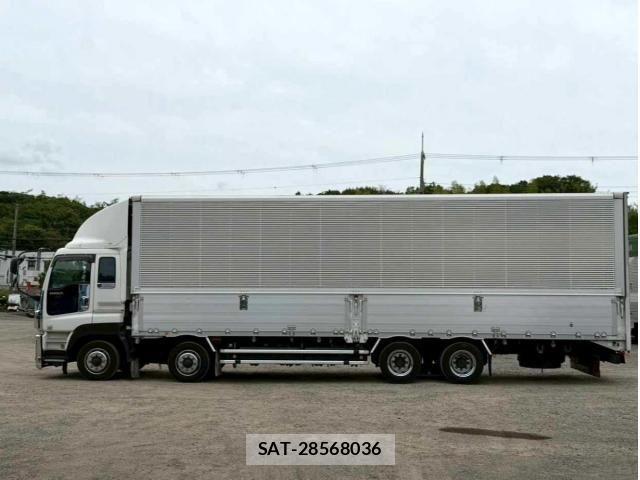 Isuzu GIGA 2015-07 7979340-2