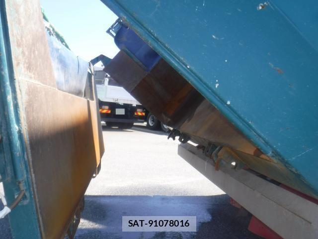 Isuzu GIGA 2020-08 7979341-12