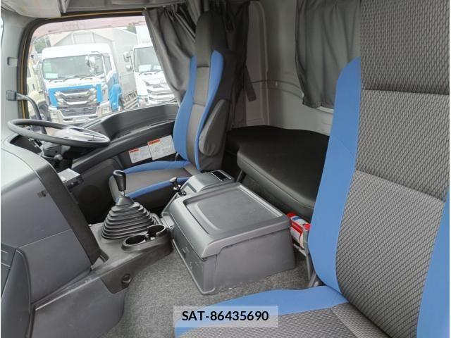 Isuzu GIGA 2019-01 8035731-24
