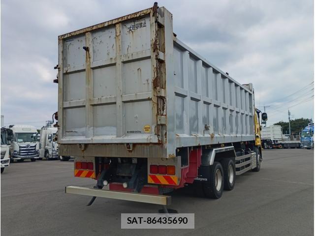 Isuzu GIGA 2019-01 8035731-2